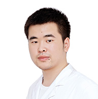 管亞峰